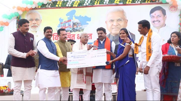 देश बदलने का प्रतीक विकसित भारत संकल्प यात्रा